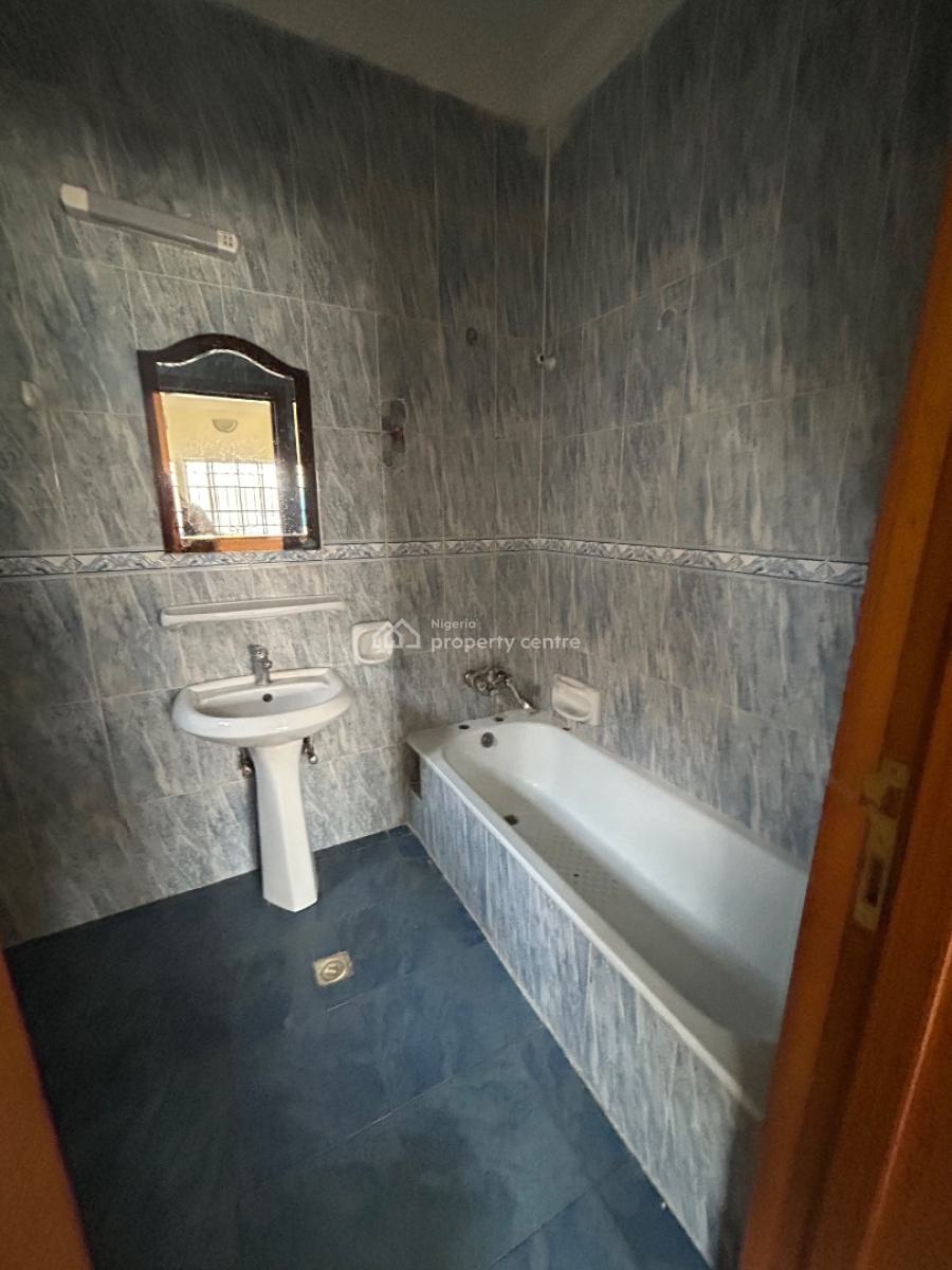 4 Bedrooms Semi Detached Duplex, Lekki Phase 1, Lekki, Lagos, Semi-detached Duplex for Rent