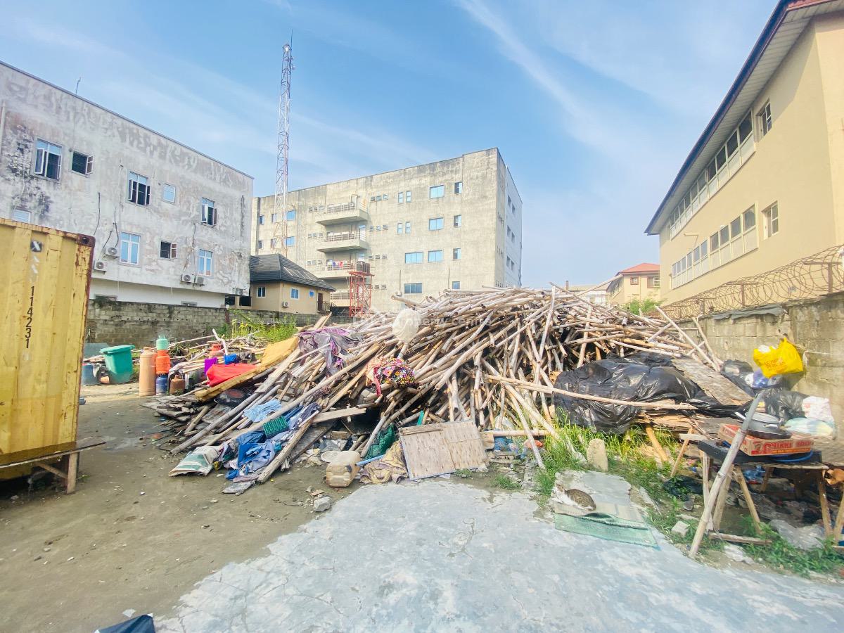 Land Measuring Approximately One Thousand Square Meters, Ikate, Lekki, Lagos, Commercial Land for Rent