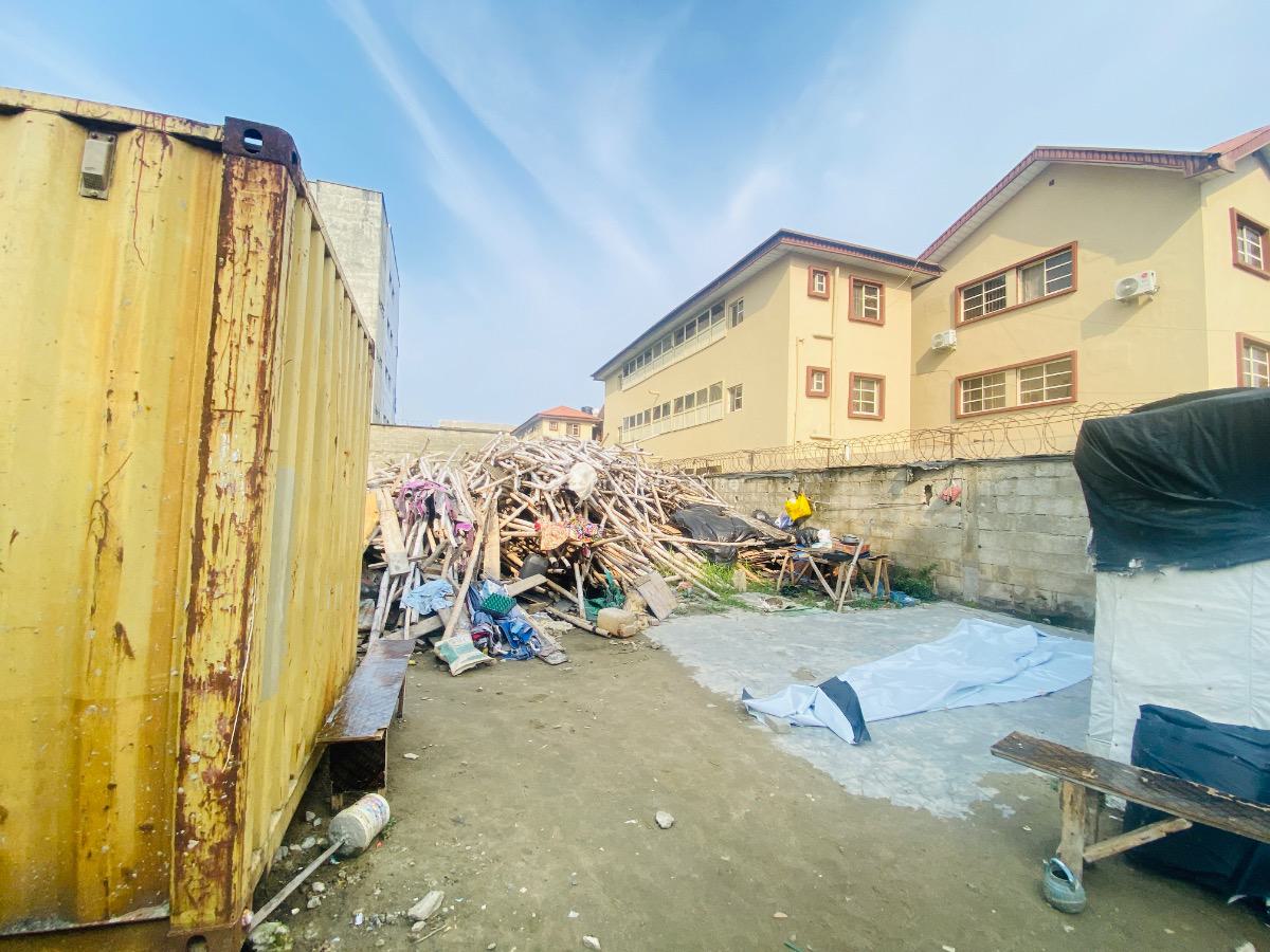 Land Measuring Approximately One Thousand Square Meters, Ikate, Lekki, Lagos, Commercial Land for Rent