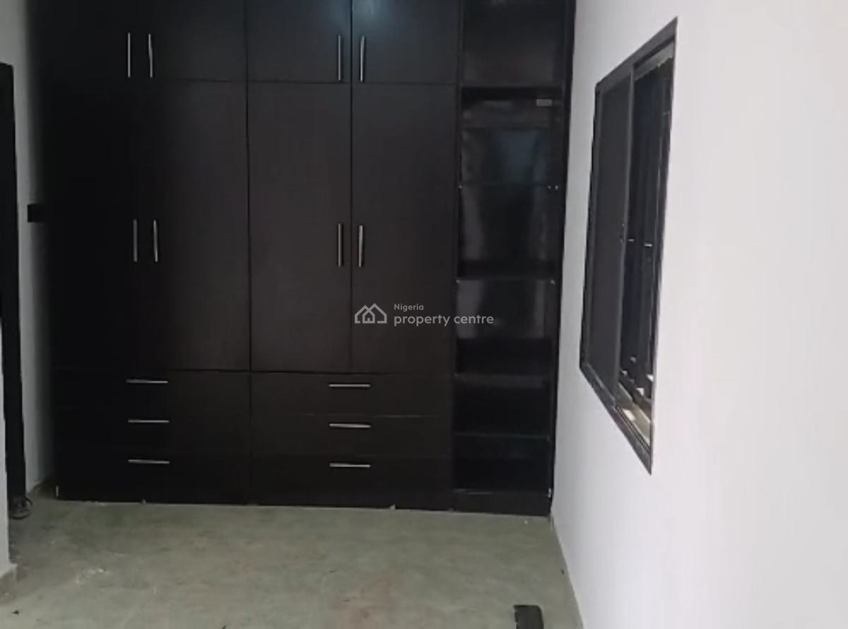 Spacious 3 Bedroom Flat, Mabushi, Abuja, Flat / Apartment for Rent