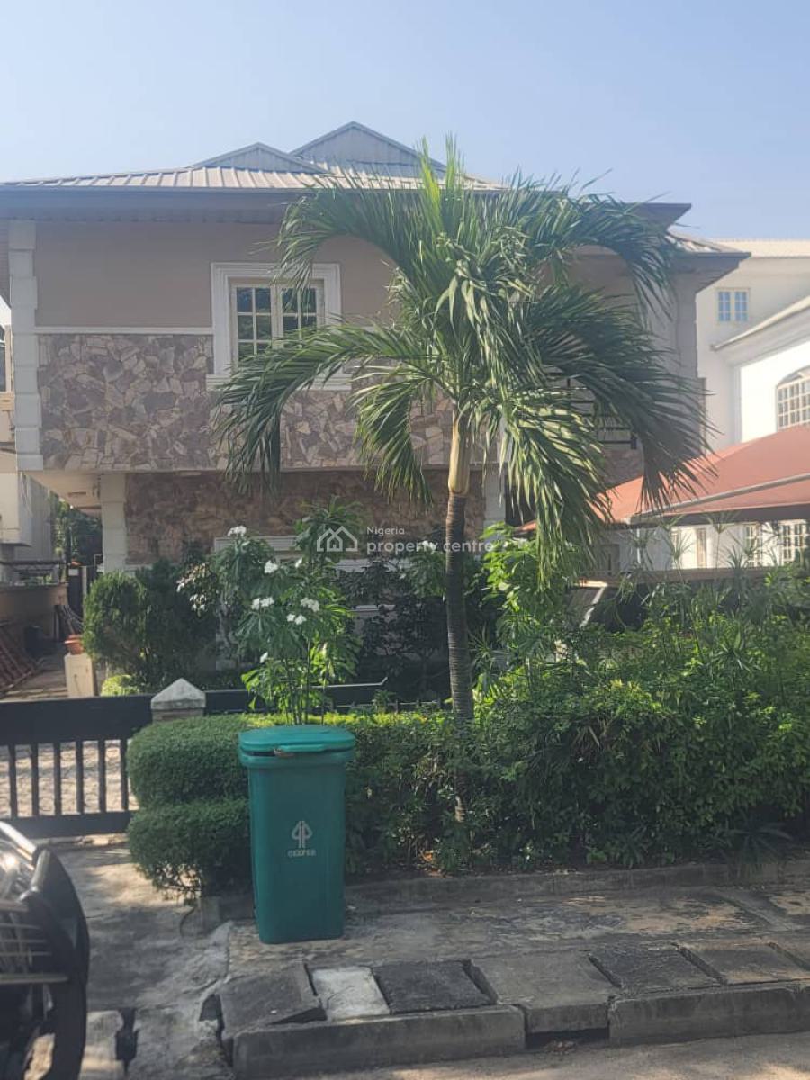 5 Bedroom Fully Adetached House Sitting on 483sqms Land L, 2 Parlor, Carlton Gate Estate, Lekki, Lagos, Detached Duplex for Sale