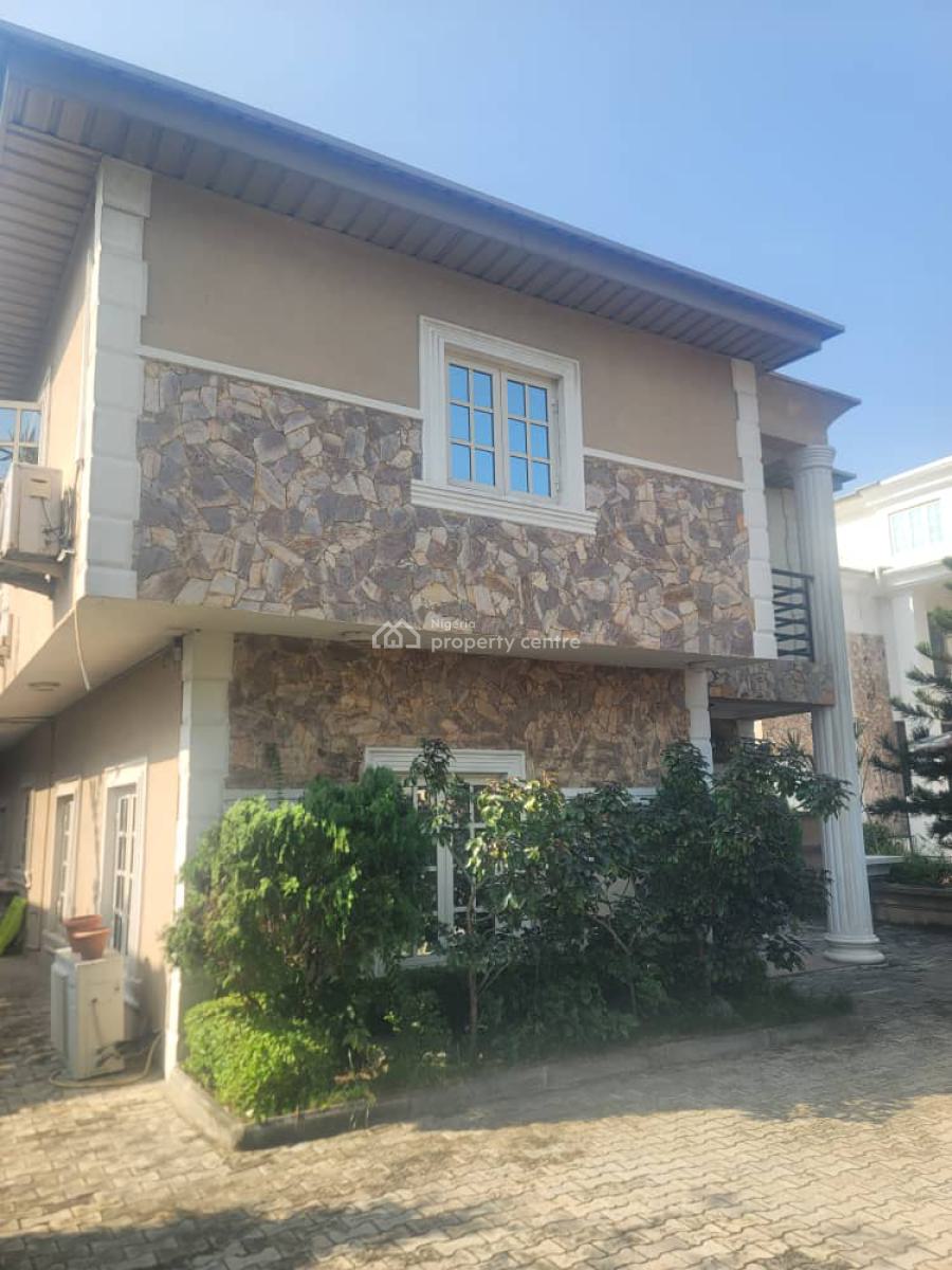 5 Bedroom Fully Adetached House Sitting on 483sqms Land L, 2 Parlor, Carlton Gate Estate, Lekki, Lagos, Detached Duplex for Sale
