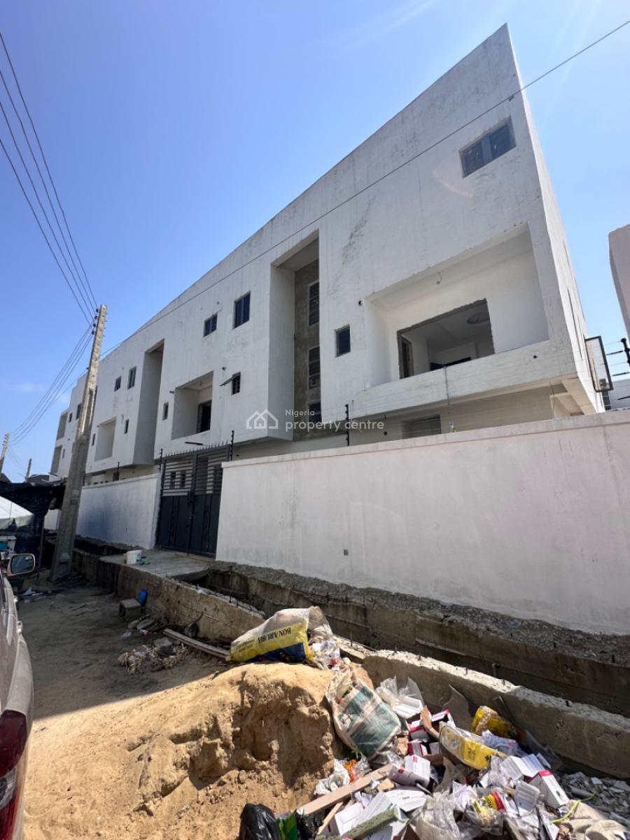 Massive 5 Bedroom Townhouse, Orchid Road By Chevron Toll Gate, Lekki, Lagos, Terraced Duplex for Sale