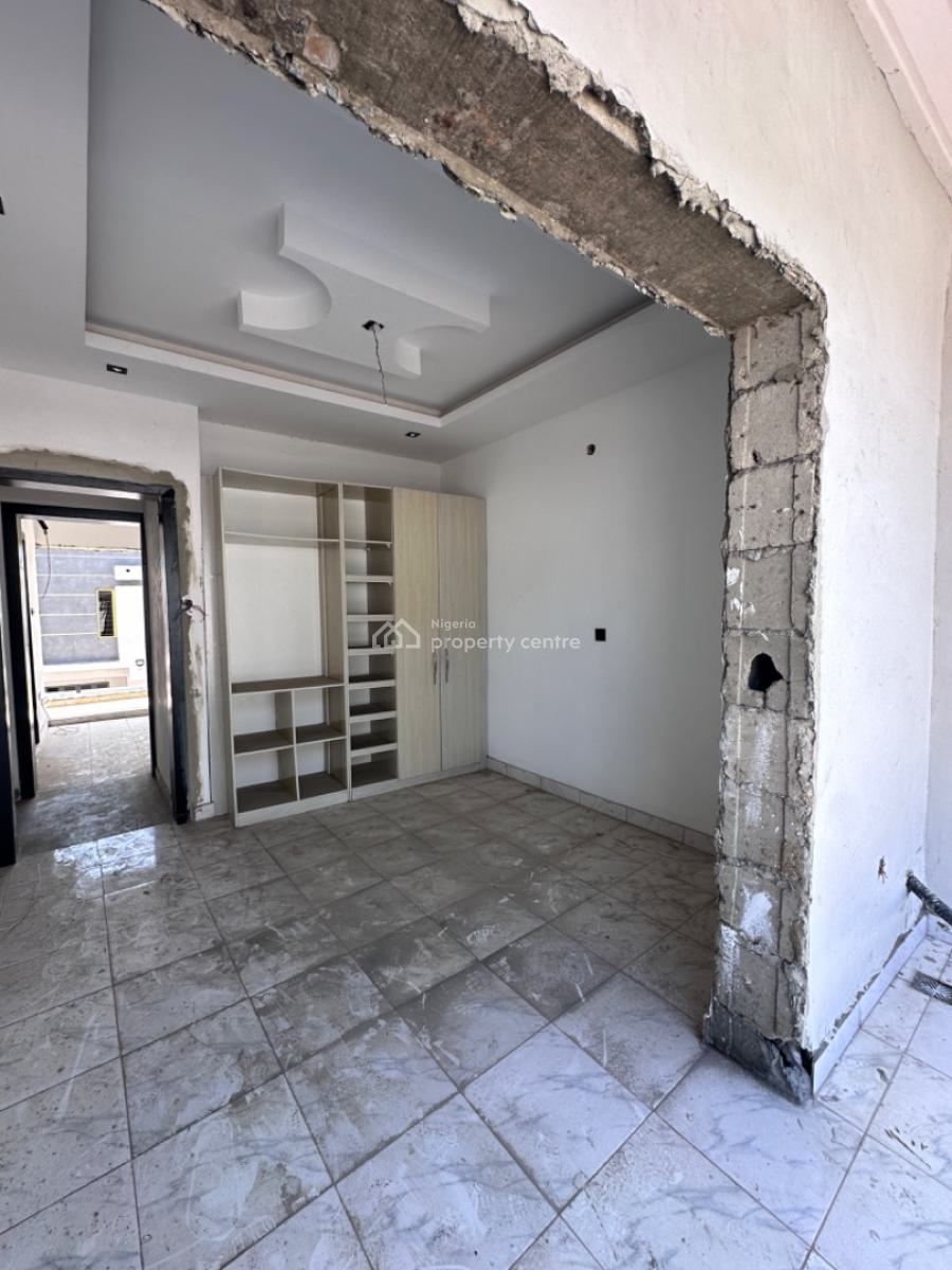 Massive 5 Bedroom Townhouse, Orchid Road By Chevron Toll Gate, Lekki, Lagos, Terraced Duplex for Sale