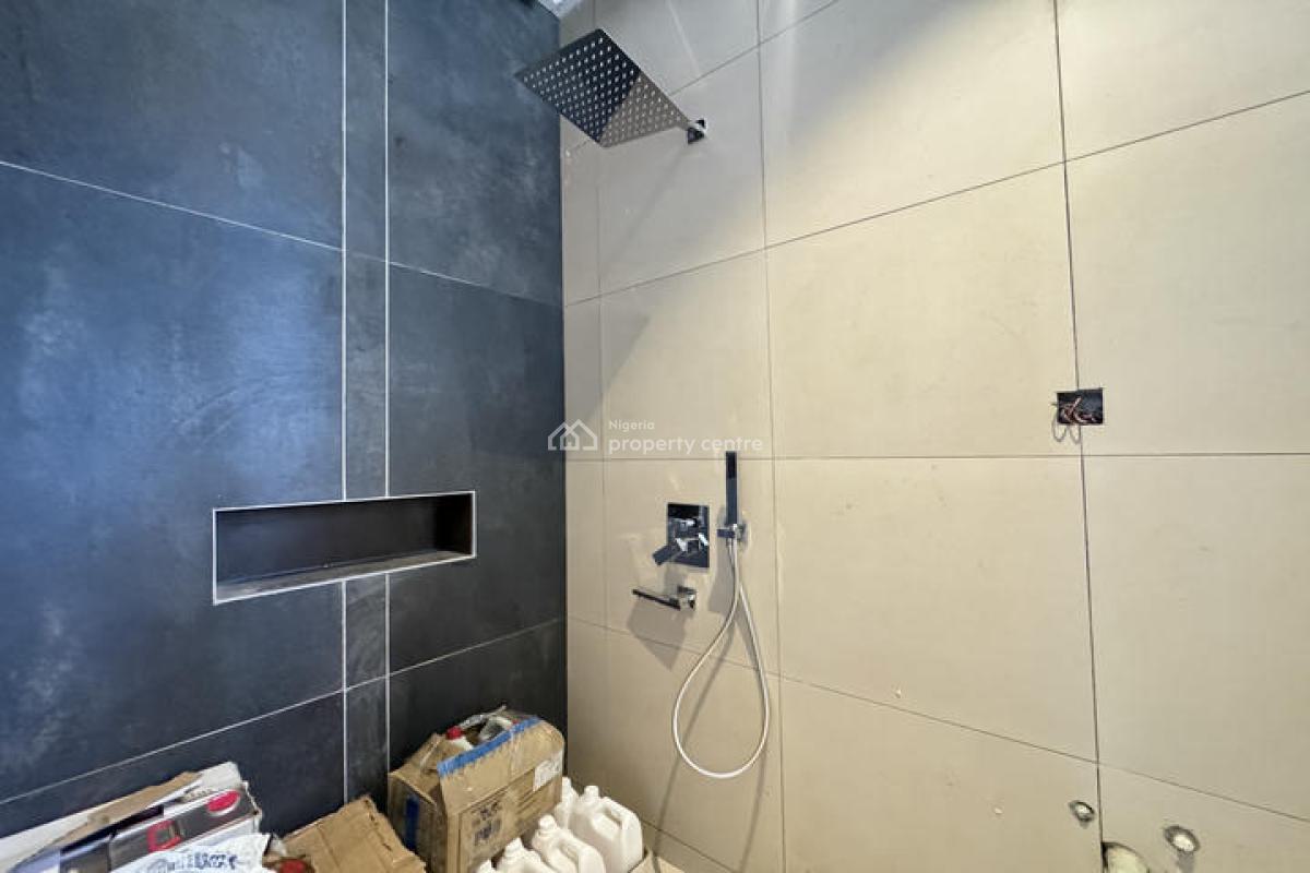 3 Bedroom Flat with Swimming Pool, Gym and Boys Quarter. Off -plan, Lekki Phase 1, Lekki, Lagos, Flat / Apartment for Sale