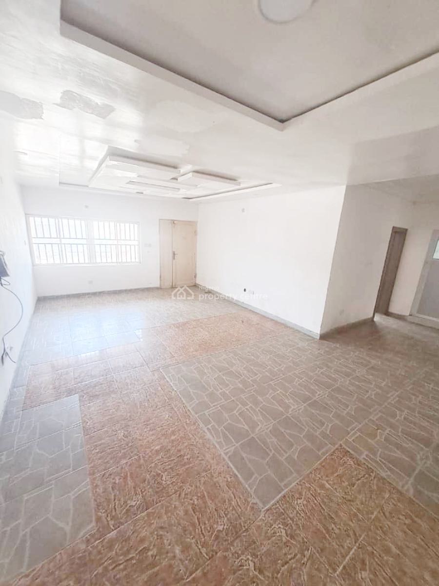 a Well Maintained Spacious 3 Bedroom Flat, Gra Phase 1, Magodo, Lagos, Flat / Apartment for Rent