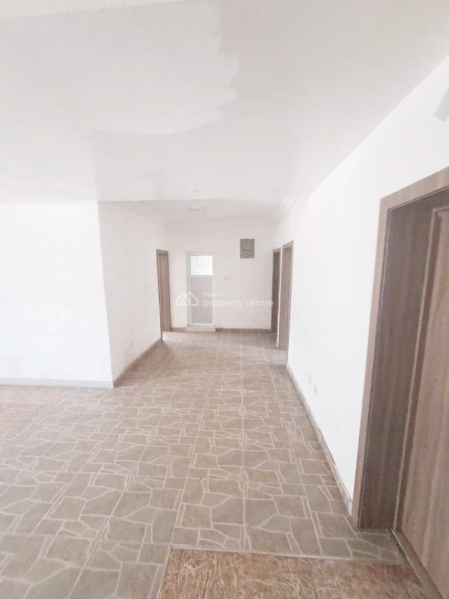 a Well Maintained Spacious 3 Bedroom Flat, Gra Phase 1, Magodo, Lagos, Flat / Apartment for Rent