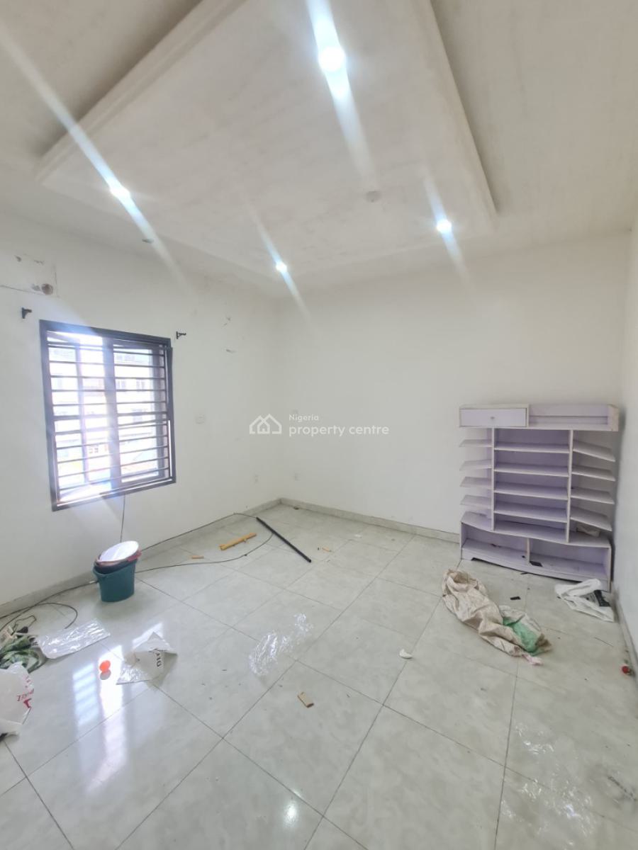 Spacious 2bedroom Flat, Ilasan, Lekki, Lagos, Flat / Apartment for Rent