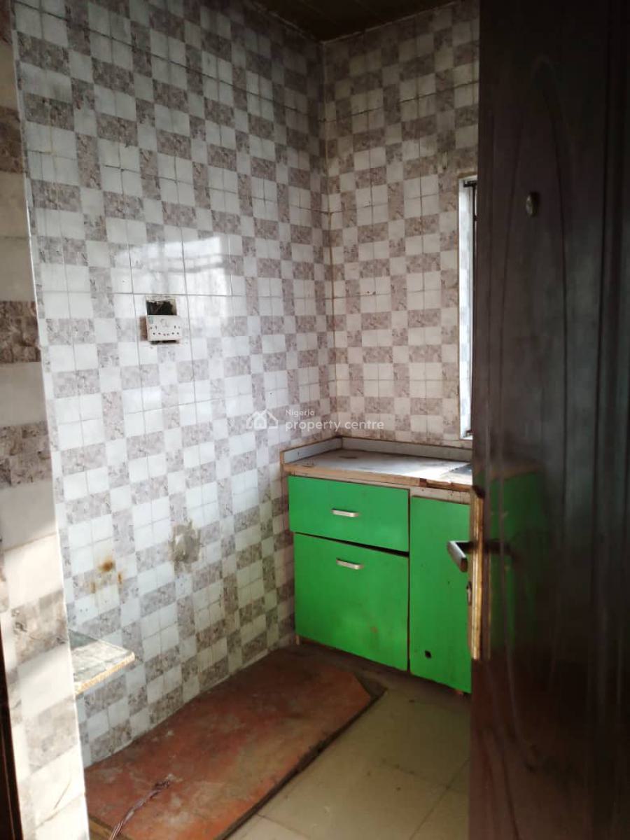 Room and Palour Self, Victory Villa Estate Abijoh Gra, Abijo, Lekki, Lagos, Mini Flat (room and Parlour) for Rent