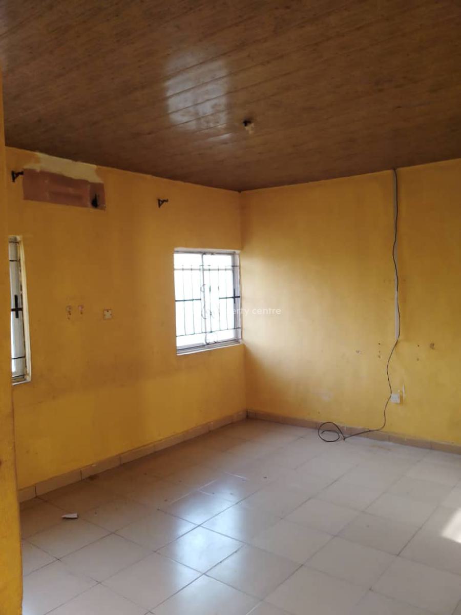 Room and Palour Self, Victory Villa Estate Abijoh Gra, Abijo, Lekki, Lagos, Mini Flat (room and Parlour) for Rent