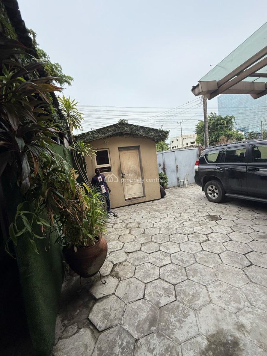 Well Maintained 4 Bedroom Detached Duplex, Off Ajose Adeogun, Victoria Island (vi), Lagos, Detached Duplex for Sale