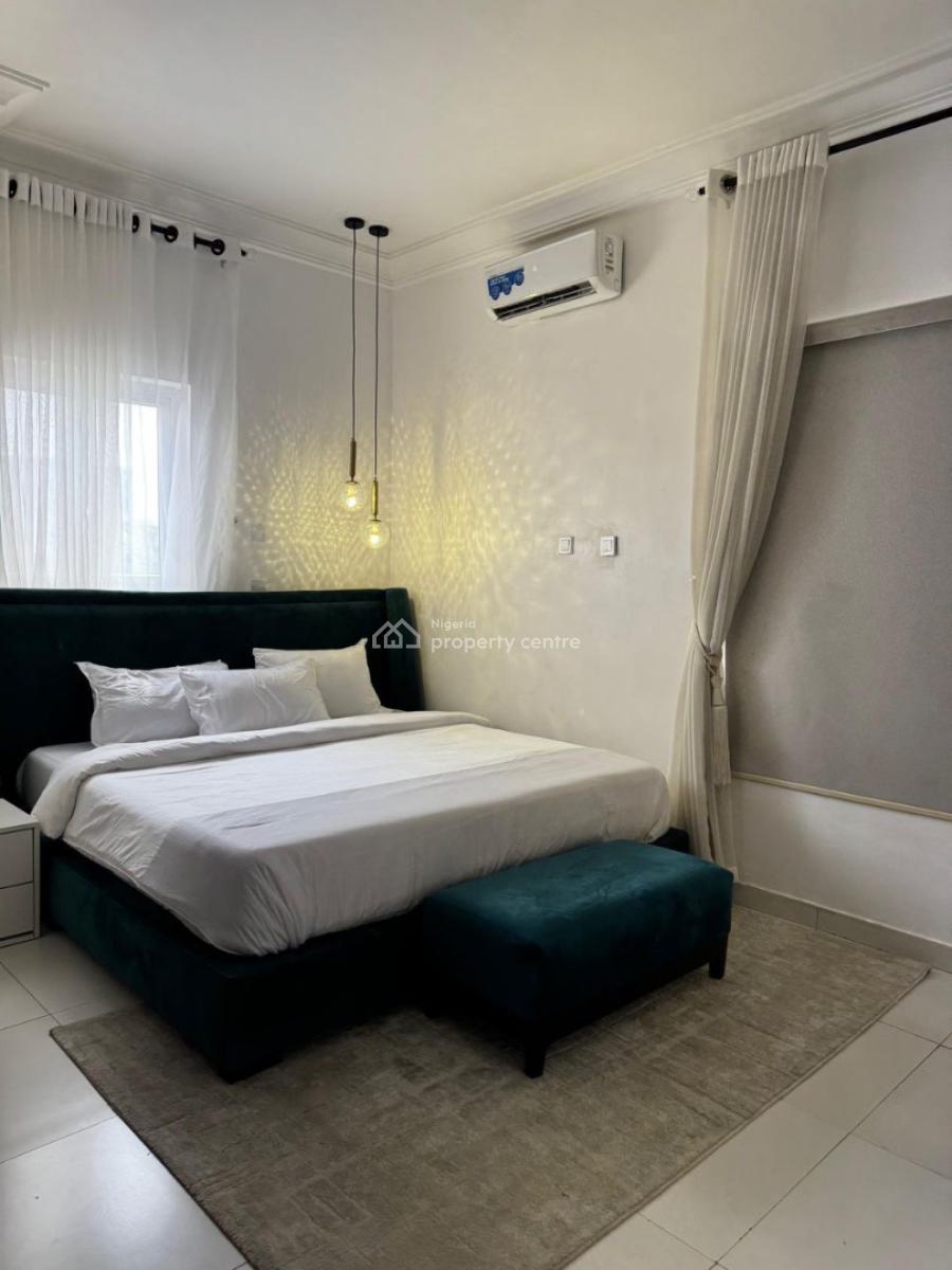 Beautifully Furnished 2 Bedroom Apartment, Lekki Phase 1, Lekki, Lagos, Flat / Apartment for Rent