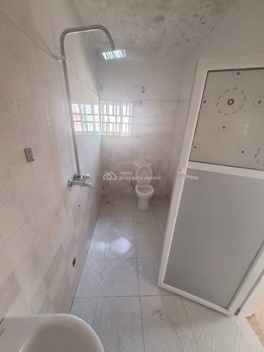 Luxury 3 Bedroom Apartment, Gra Phase 1, Magodo, Lagos, Flat / Apartment for Rent