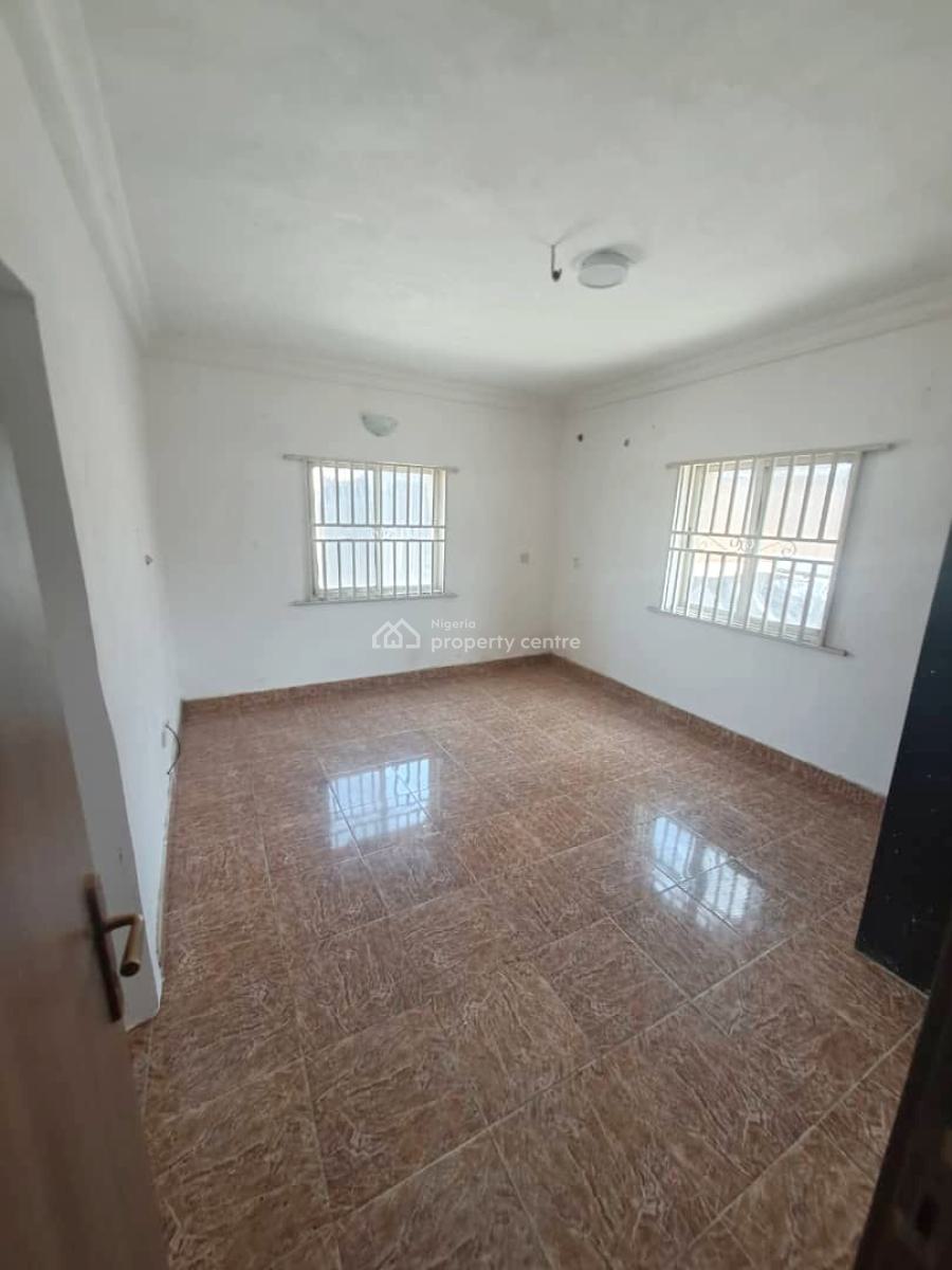 Luxury 3 Bedroom Apartment, Gra Phase 1, Magodo, Lagos, Flat / Apartment for Rent