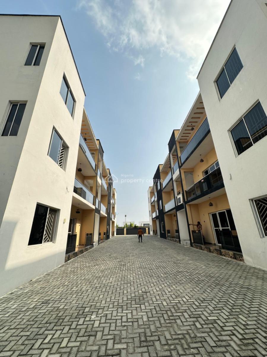 Well Built Spacious 2 Bedroom Apartment with Bq, Spacious 2 Bedroom Apartment with a Rental Value of 4m per Annum & a B, Ilaje, Ajah, Lagos, Block of Flats for Sale