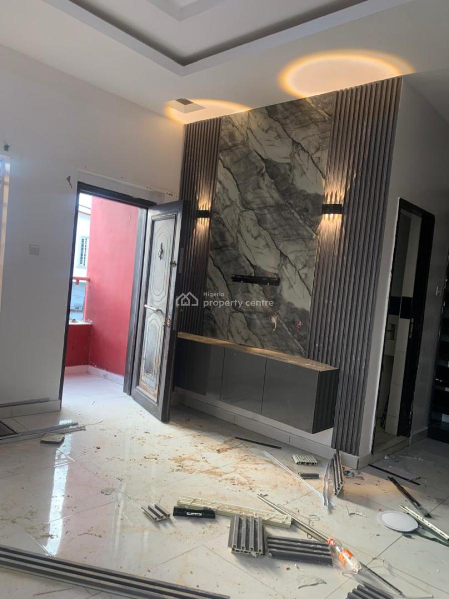 Luxury Master Bedroom, Orchid Road, Lekki Phase 2, Lekki, Lagos, Self Contain (single Rooms) for Rent