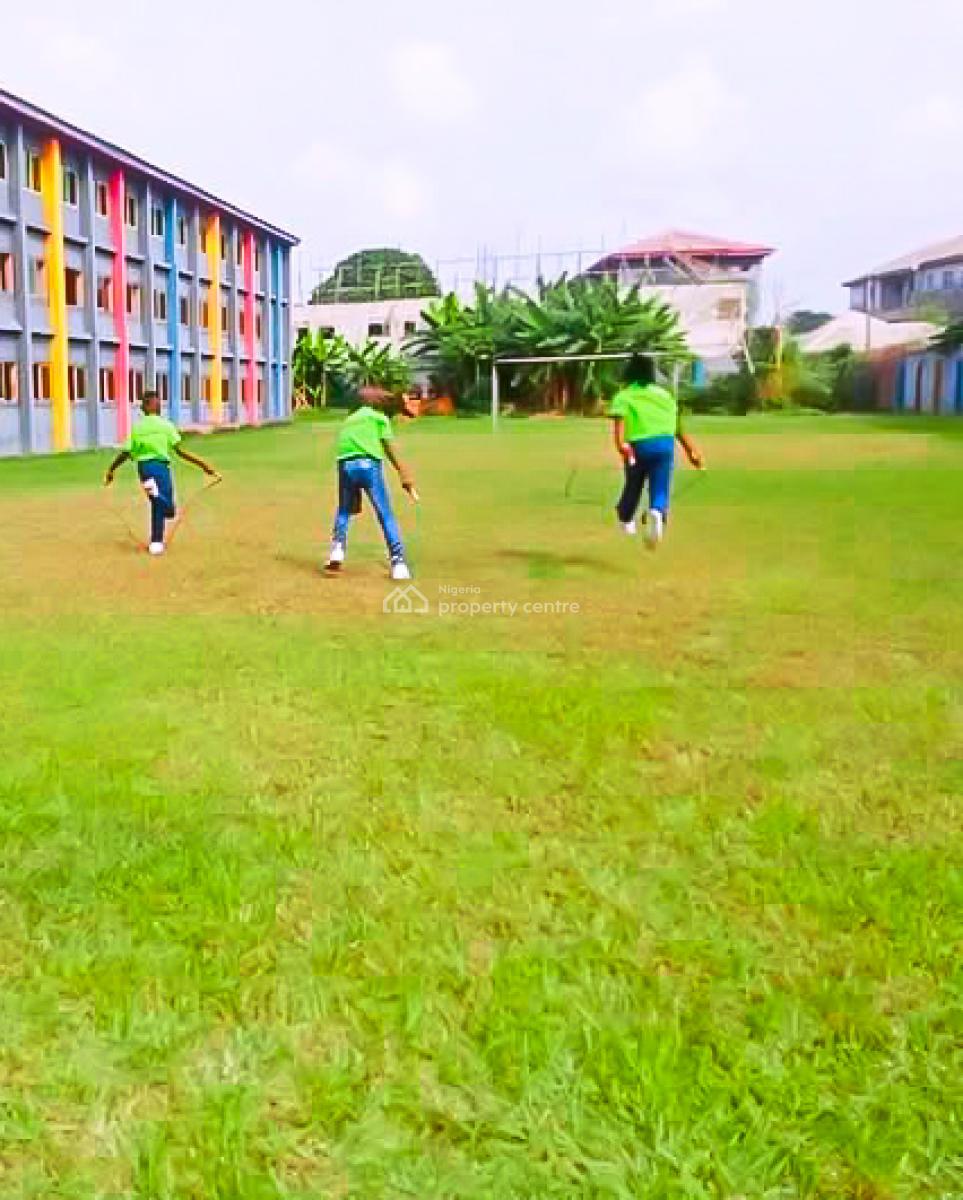 Private School with 36 Classrooms on 31.5 Plots, Okporo Road, First Artillery, Port Harcourt, Rivers, School for Sale