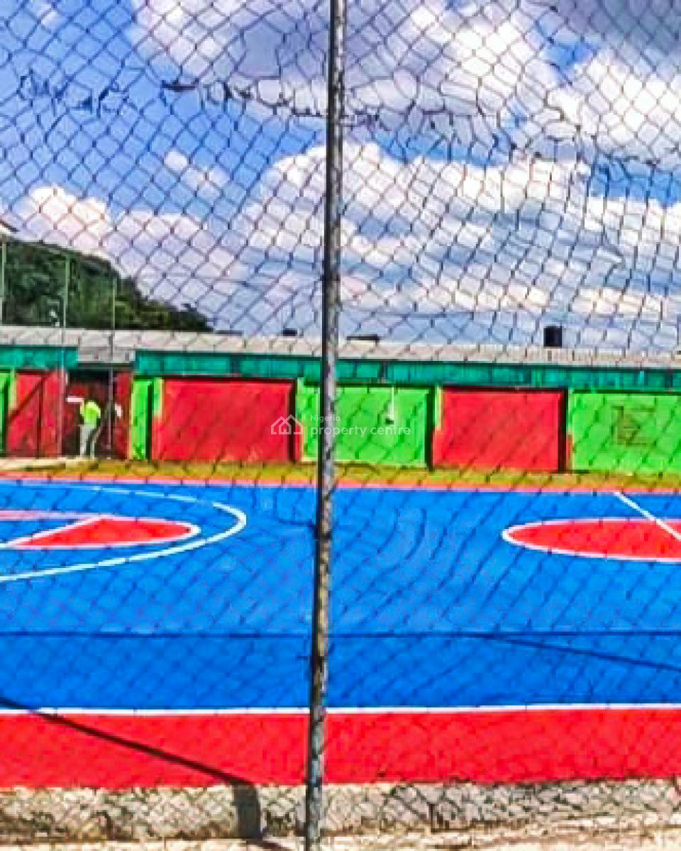 Private School with 36 Classrooms on 31.5 Plots, Okporo Road, First Artillery, Port Harcourt, Rivers, School for Sale