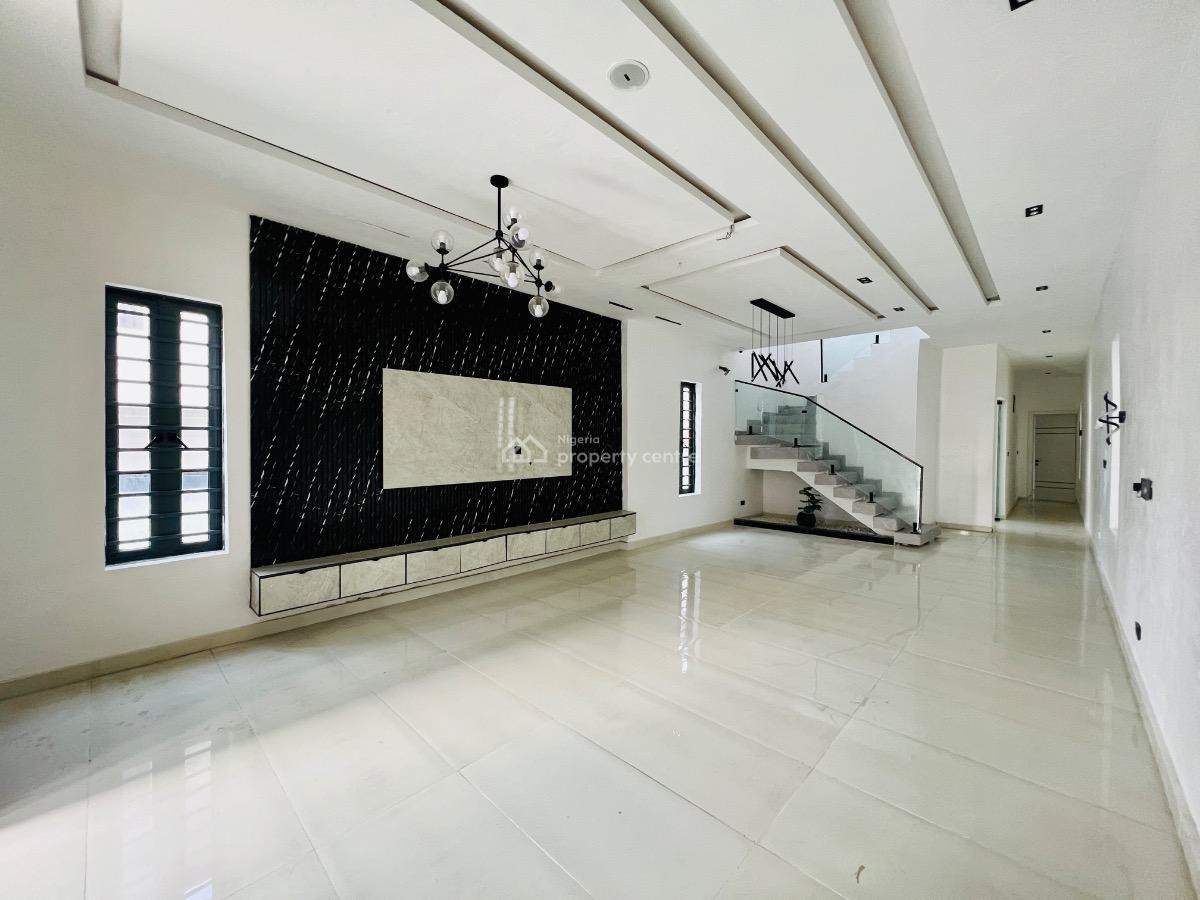 Five Bedroom Duplex with Swimming Pool in a Prime Location, a Prime Location in Idado Lekki Lagos, Idado, Lekki, Lagos, Detached Duplex for Sale