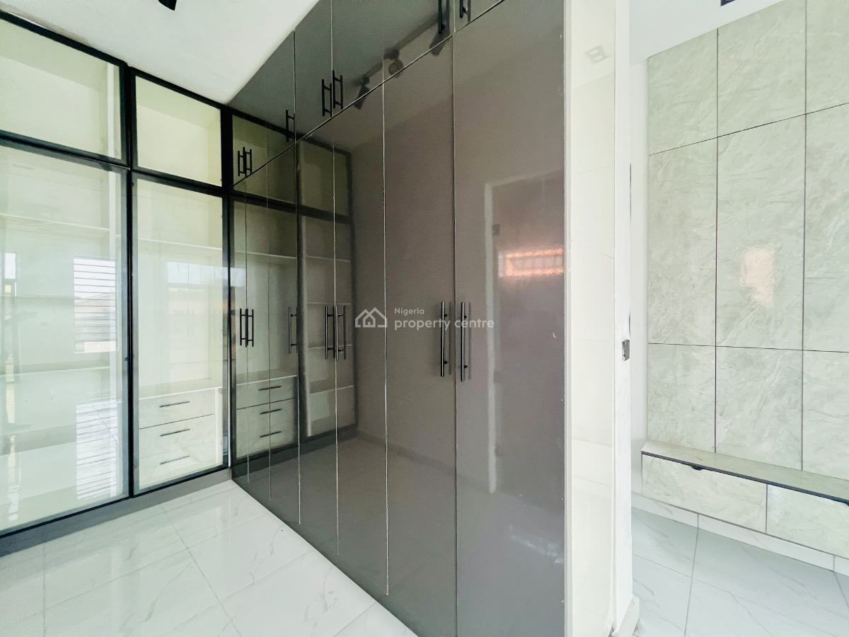 Five Bedroom Duplex with Swimming Pool in a Prime Location, a Prime Location in Idado Lekki Lagos, Idado, Lekki, Lagos, Detached Duplex for Sale