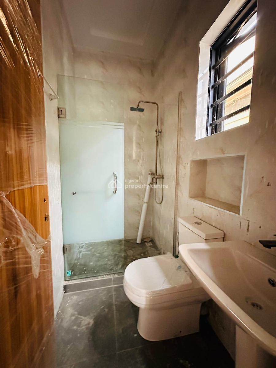 Spaciously Built 5 Bedroom Fully Detached Duplex with Bq, Gra Phase 2, Magodo, Lagos, Detached Duplex for Sale
