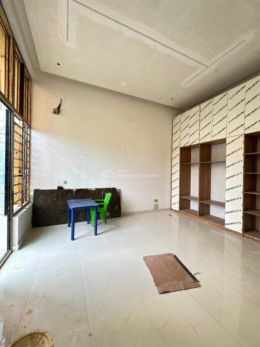 Exquisite 3 Bedroom Apartment with Swimming Pool and Gym, Lekki Phase 1, Lekki, Lagos, Flat / Apartment for Sale