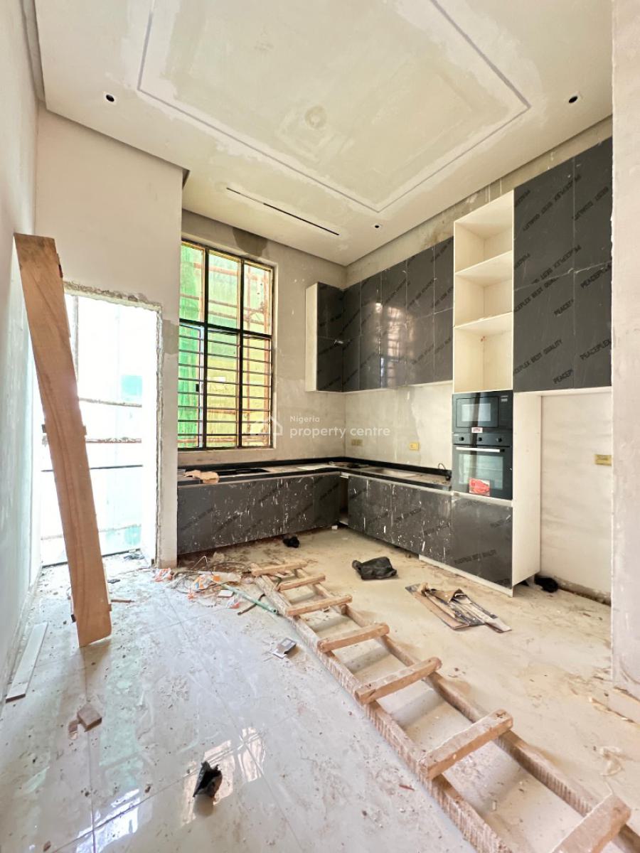 Exquisite 3 Bedroom Apartment with Swimming Pool and Gym, Lekki Phase 1, Lekki, Lagos, Flat / Apartment for Sale