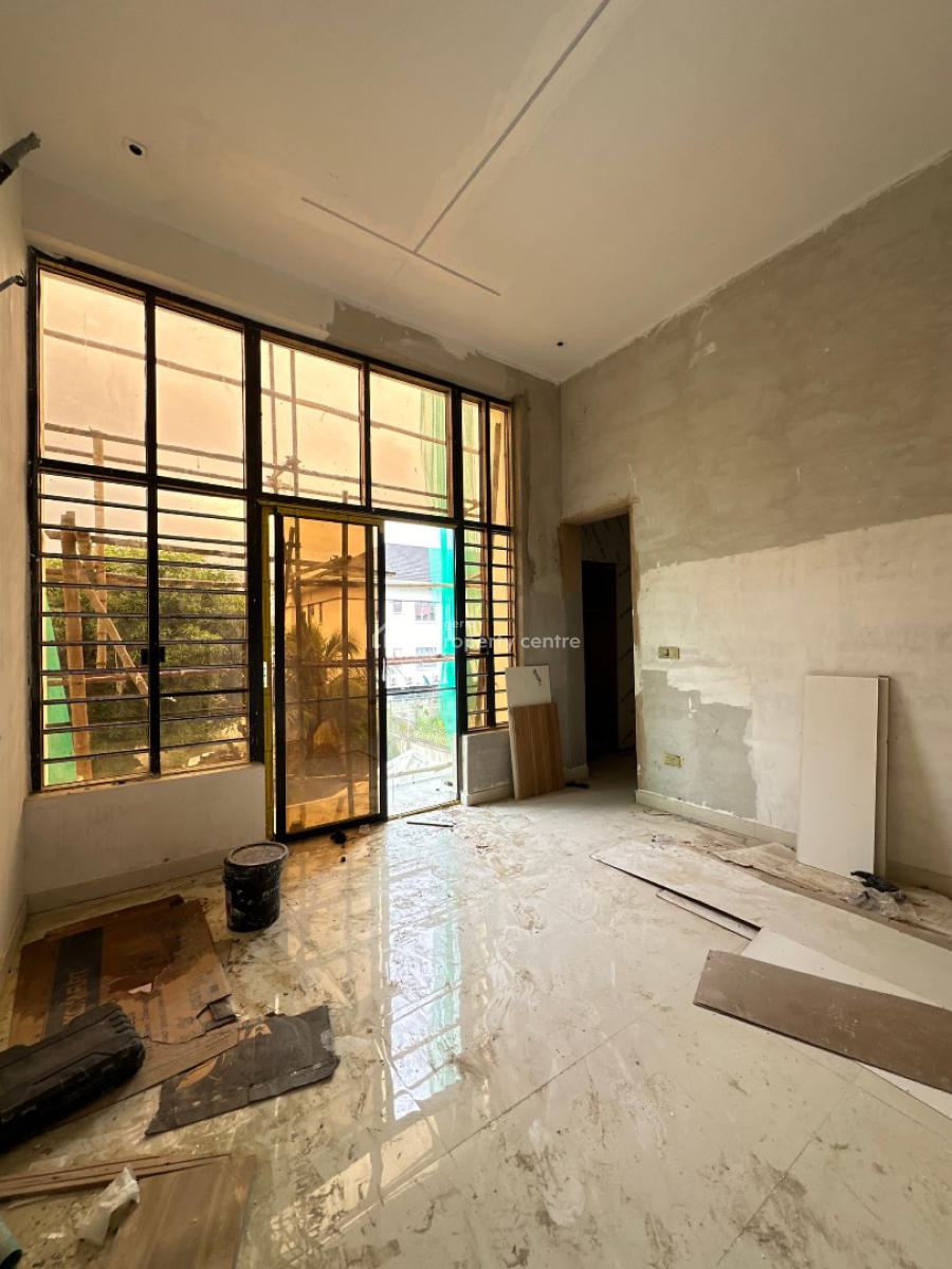 Exquisite 3 Bedroom Apartment with Swimming Pool and Gym, Lekki Phase 1, Lekki, Lagos, Flat / Apartment for Sale