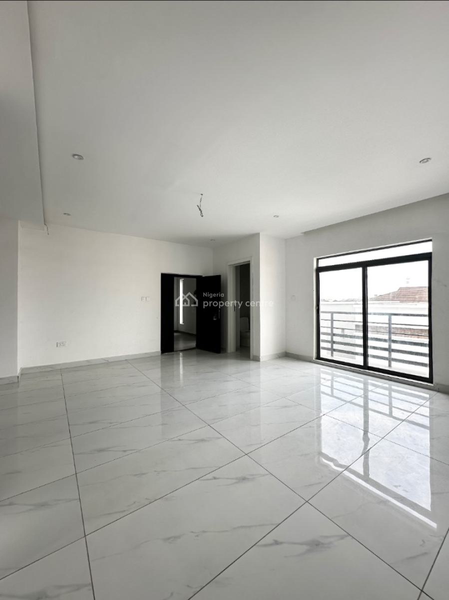 Newly About 3 Bedroom Apartment with Bq, Lekki Phase 1, Lekki, Lagos, Flat / Apartment for Rent