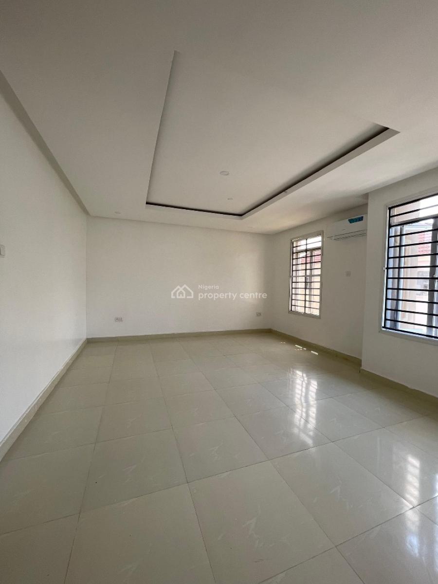 Exquisitely Built 4-bedroom Terraced Duplex with 2 Bqs in Self-compound, Lekki Phase 1, Lekki, Lagos, Terraced Duplex for Sale