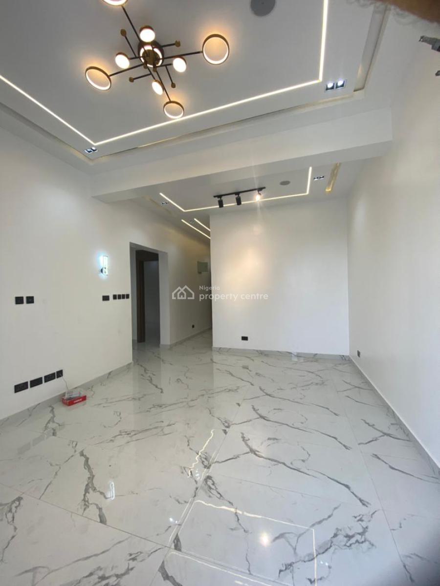 Newly Built 2 Bedroom Apartment, Lekki Phase 1, Lekki, Lagos, Flat / Apartment for Sale