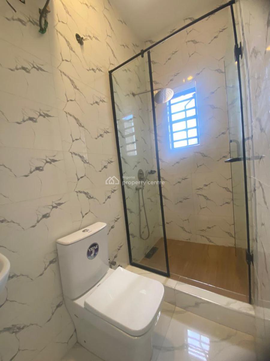 Newly Built 2 Bedroom Apartment, Lekki Phase 1, Lekki, Lagos, Flat / Apartment for Sale
