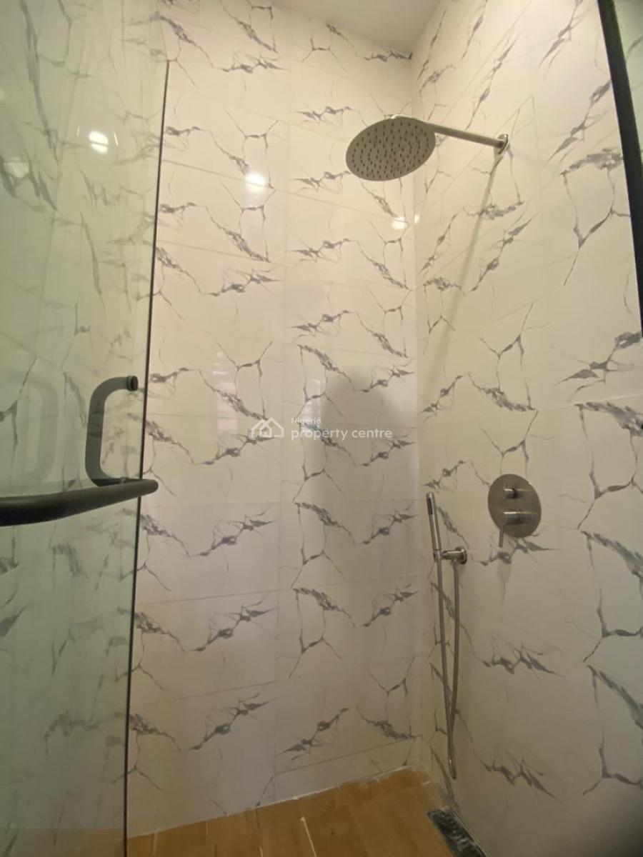 Newly Built 2 Bedroom Apartment, Lekki Phase 1, Lekki, Lagos, Flat / Apartment for Sale