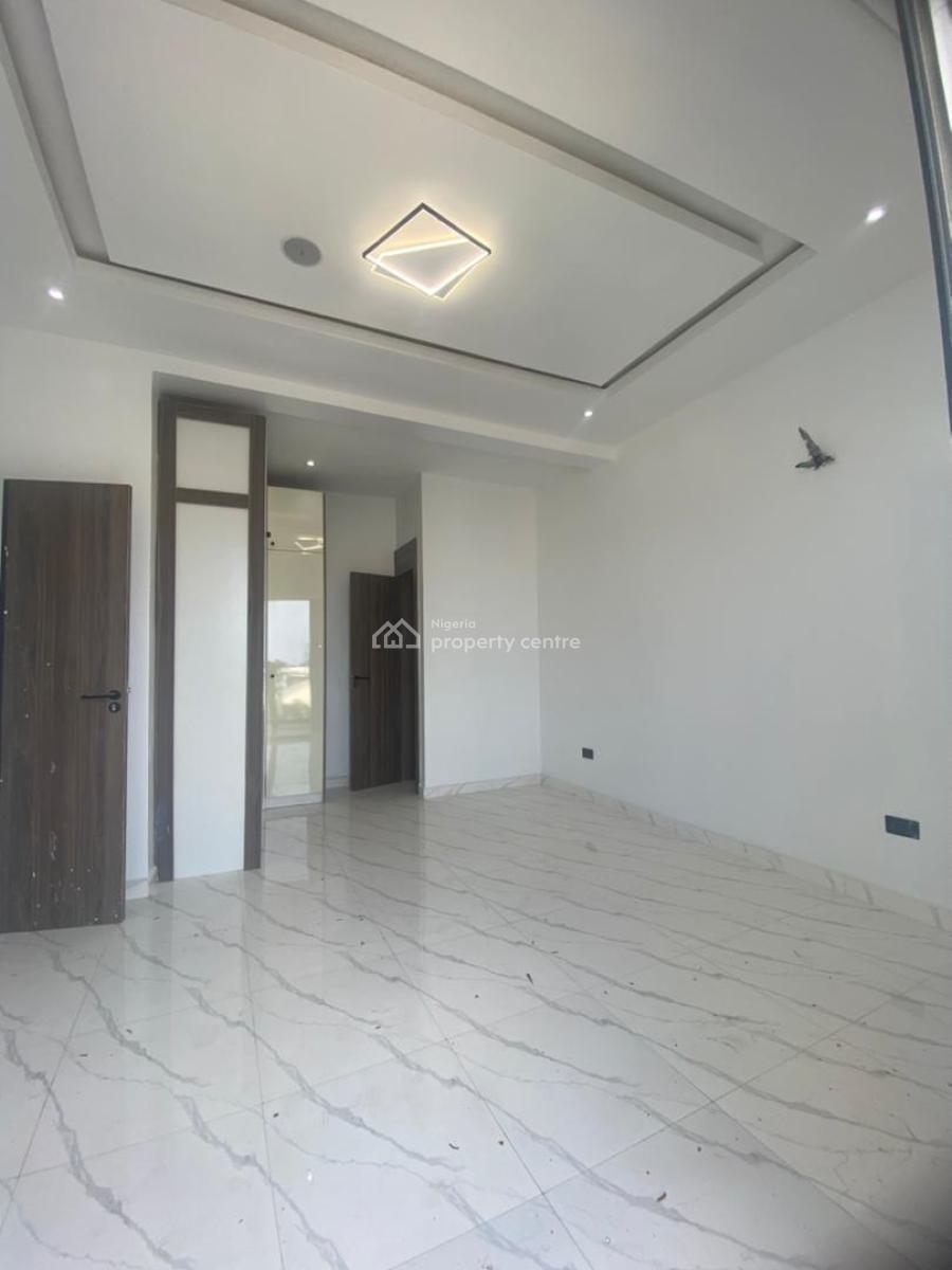 Newly Built 2 Bedroom Apartment, Lekki Phase 1, Lekki, Lagos, Flat / Apartment for Sale