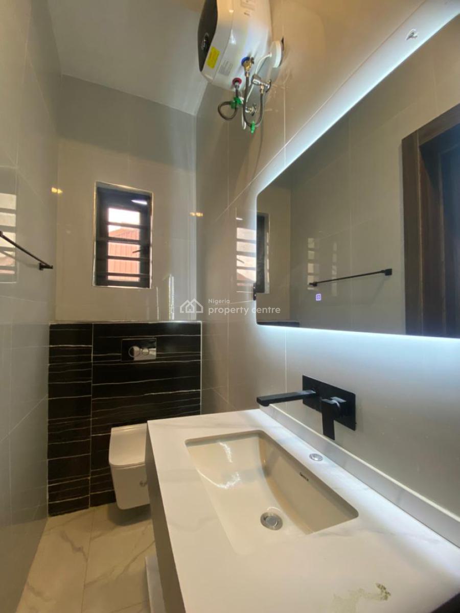 Newly Built 2 Bedroom Apartment, Lekki Phase 1, Lekki, Lagos, Flat / Apartment for Sale