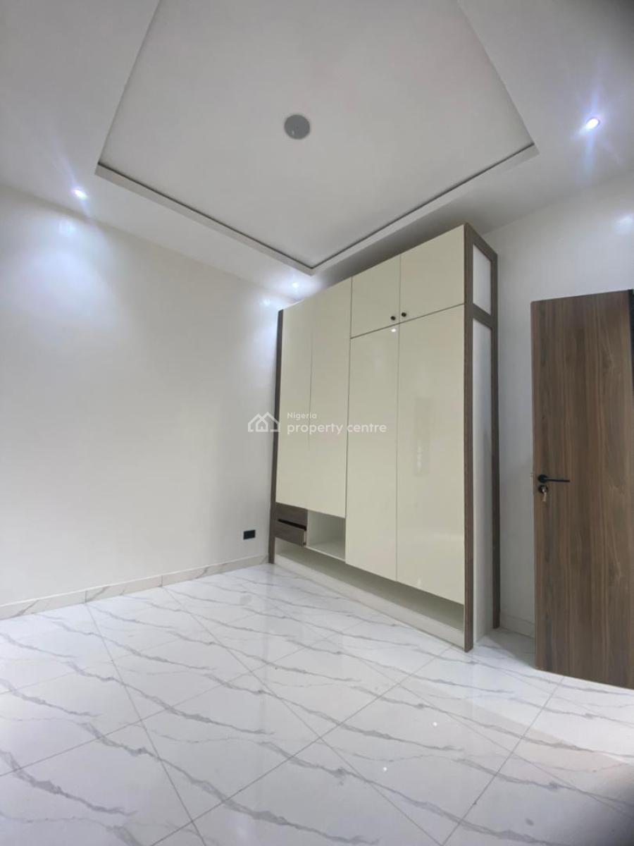 Newly Built 2 Bedroom Apartment, Lekki Phase 1, Lekki, Lagos, Flat / Apartment for Sale