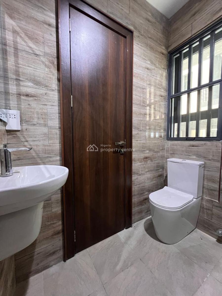 Stunning 2 Bedroom Apartment with Elevator, Stunning 2 Bedroom Apartment with Elevator Perfect for Shortlet, Lekki Phase 1, Lekki, Lagos, Flat / Apartment for Sale