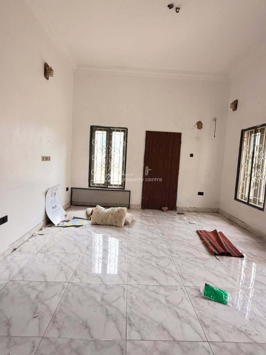 Newly Packed Out 3 Bedroom Apartment Tarred Roads, Jahi, Abuja, Flat / Apartment for Rent