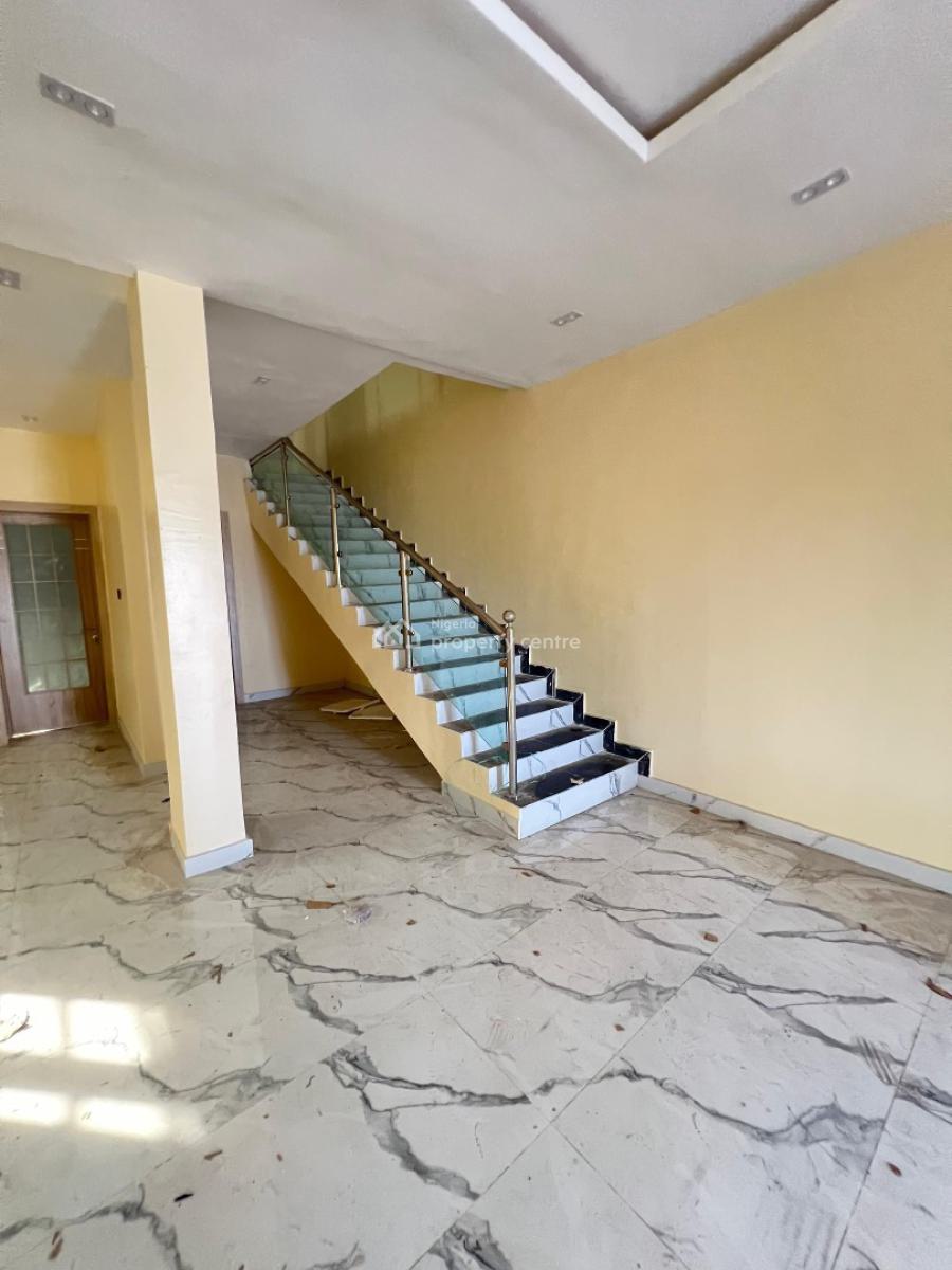 Excellent 5 Bedroom Semi Detached with Bq, Excellent 5 Bedroom Semi Detached with Bq, Lekki Phase 1, Lekki, Lagos, Semi-detached Duplex for Sale