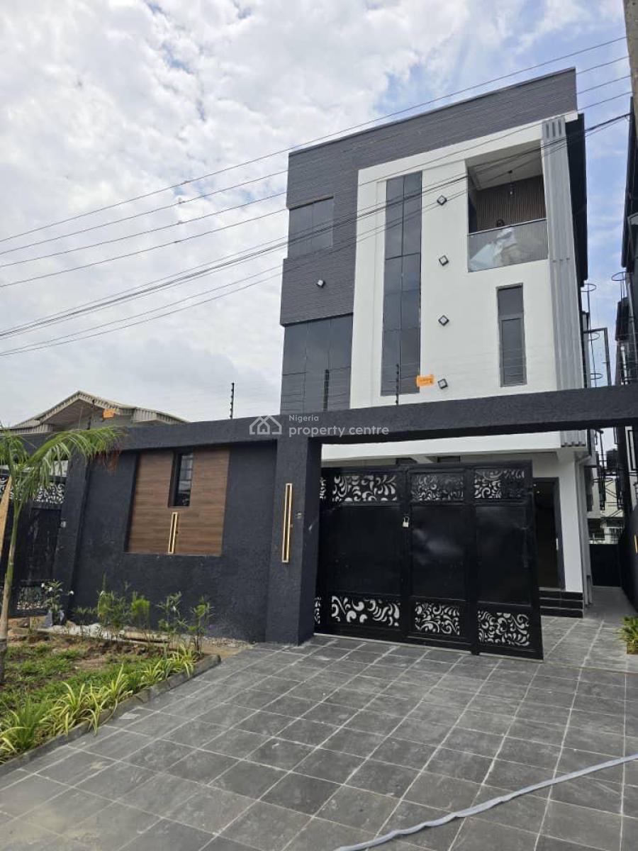 Well Spacious and Luxurious 5 Bedroom Duplex with a Bq, Lekki Phase 1, Lekki, Lagos, House for Sale