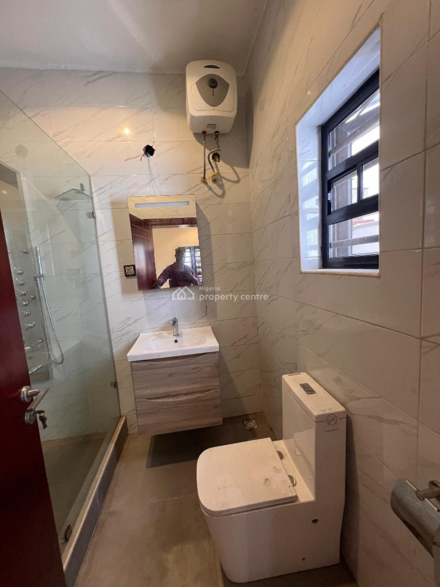 Exquisite Block of Flats in Prime Location for Investment, Exquisite Block of Flats in Prime Location for Investment, Lekki Phase 1, Lekki, Lagos, Flat / Apartment for Sale
