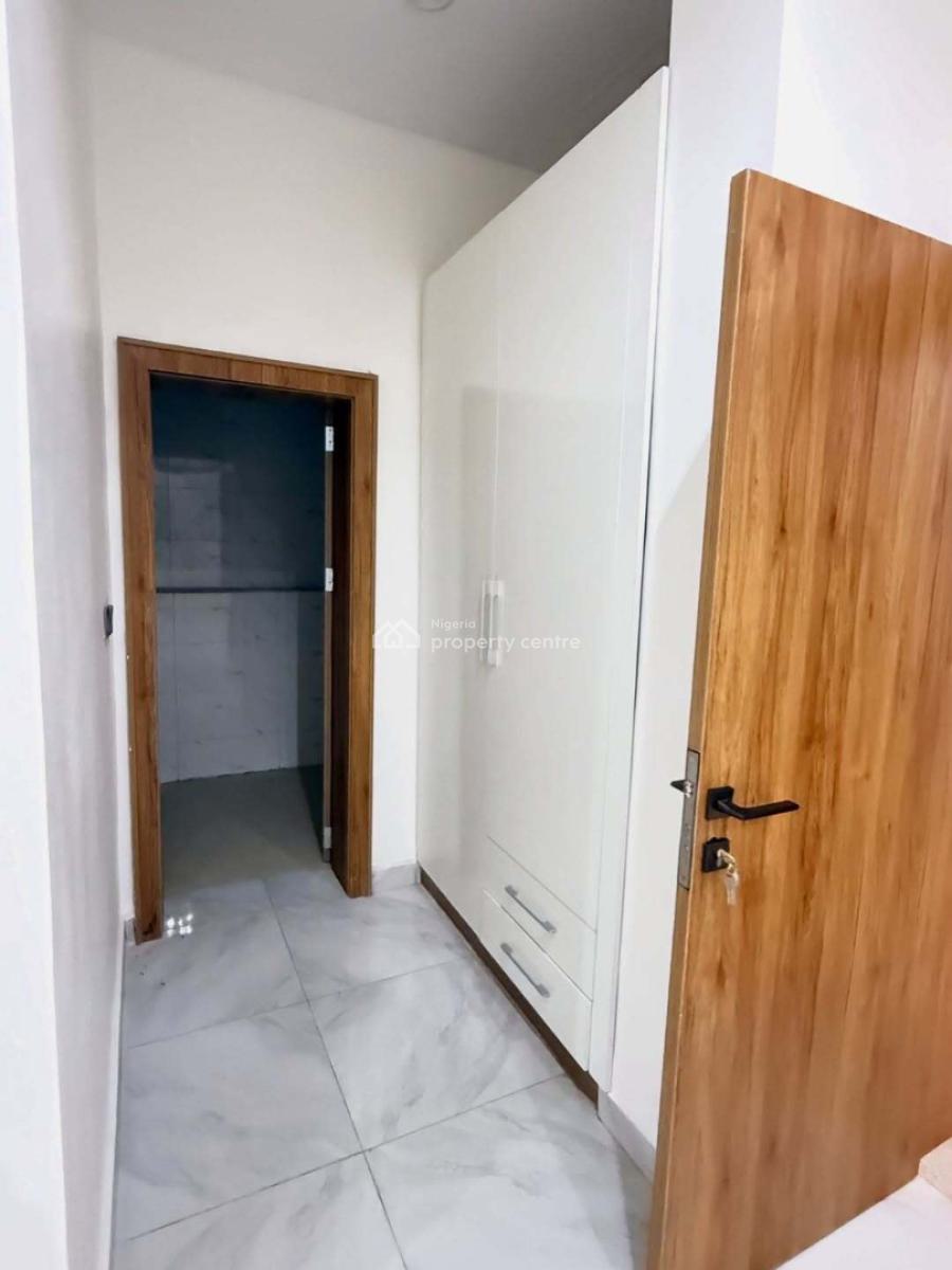 Newly Built 4 Bedrooms Terrace Duplex with a Bq, Guzape District, Abuja, Terraced Duplex for Rent