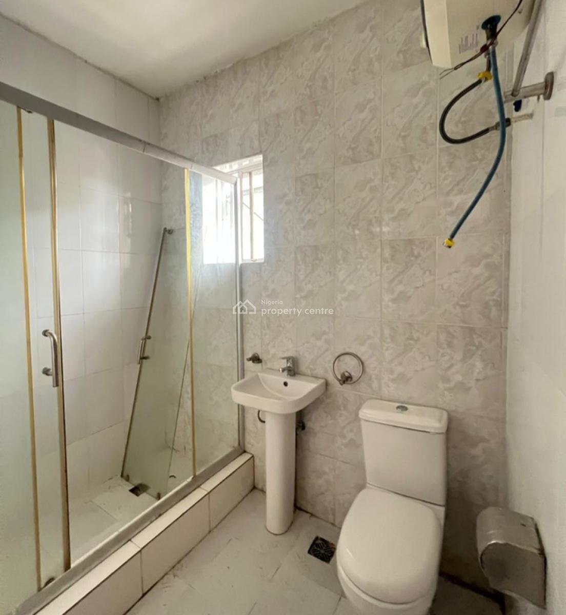4 Bedroom Beautiful Cool House, Lekki Phase 1, Lekki, Lagos, Semi-detached Duplex for Rent