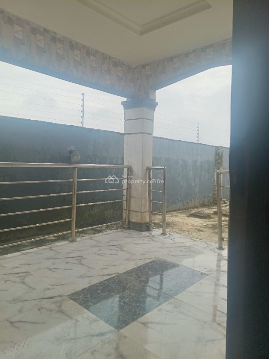 2 Bedroom Flat, Oreyo, Igbogbo, Ikorodu, Lagos, House for Rent