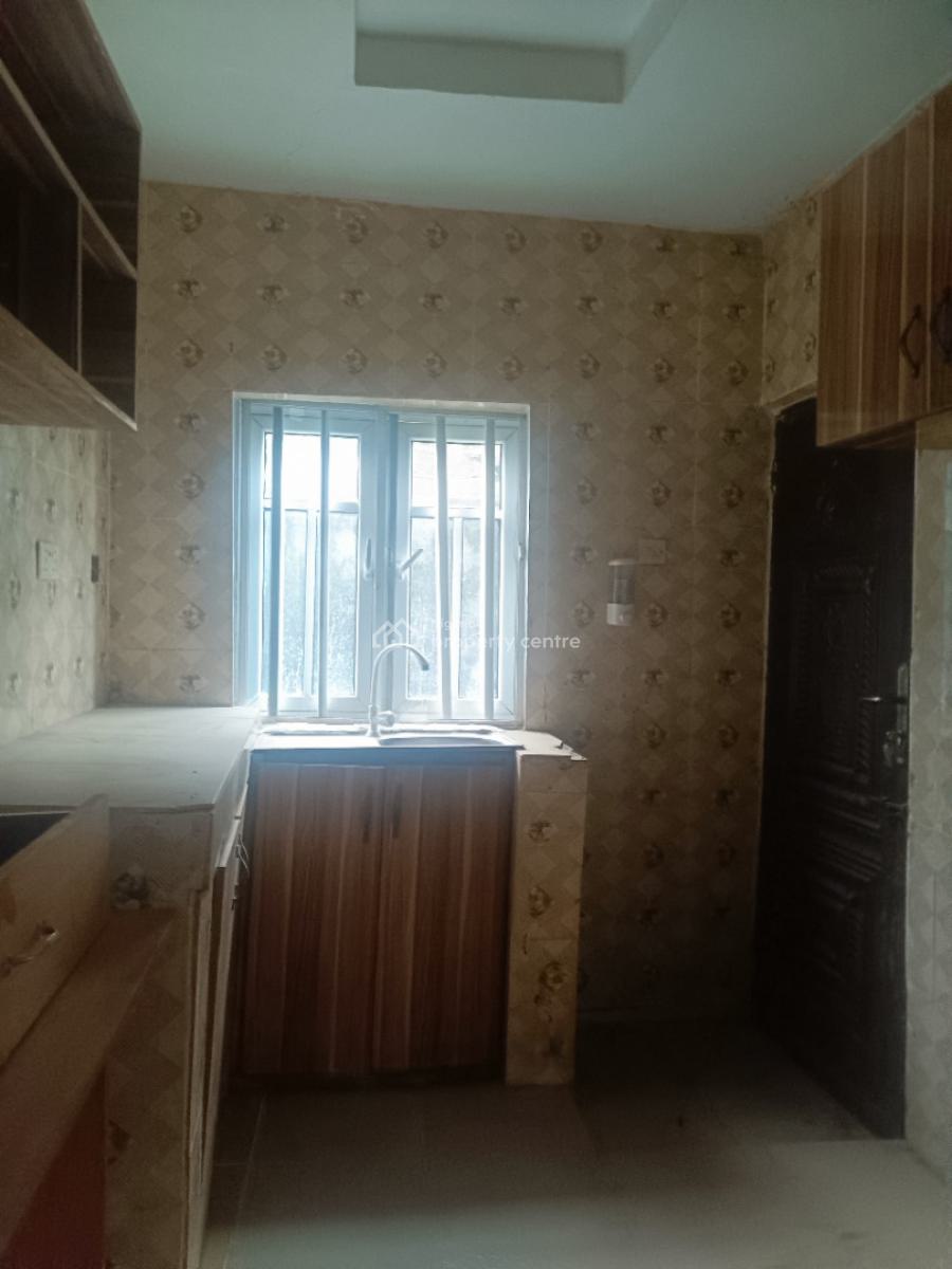 2 Bedroom Flat, Oreyo, Igbogbo, Ikorodu, Lagos, House for Rent