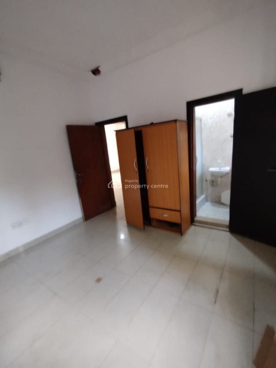 2 Bedroom Apartment Available in a Secured Estate, Ado Road, Ajah, Lagos, Flat / Apartment for Rent