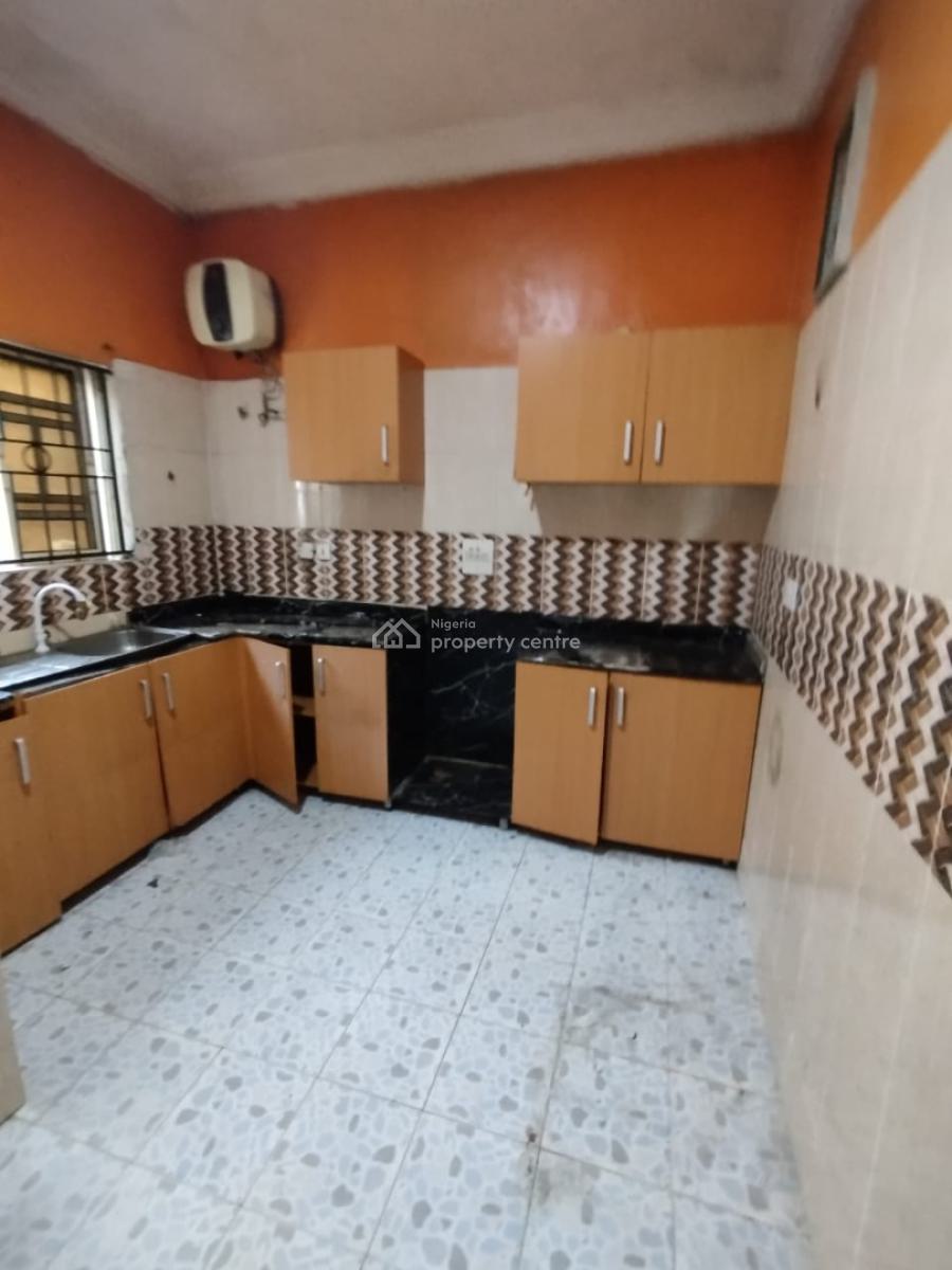 2 Bedroom Apartment Available in a Secured Estate, Ado Road, Ajah, Lagos, Flat / Apartment for Rent