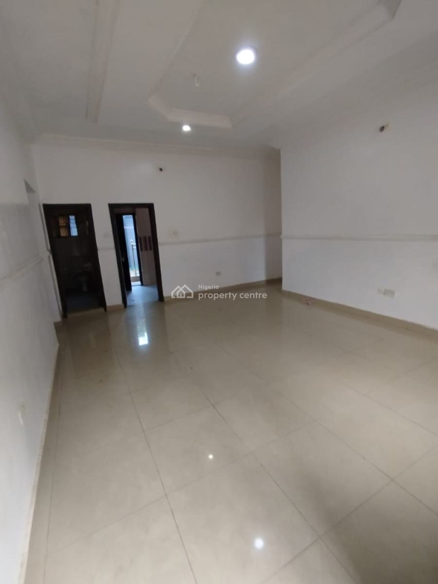 2 Bedroom Apartment Available in a Secured Estate, Ado Road, Ajah, Lagos, Flat / Apartment for Rent