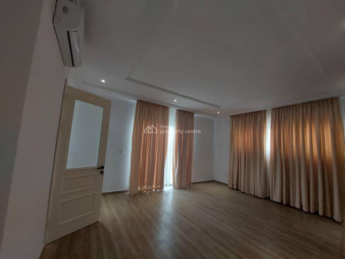 Semi Brief Detached House, Banana Island, Ikoyi, Lagos, Detached Duplex for Sale
