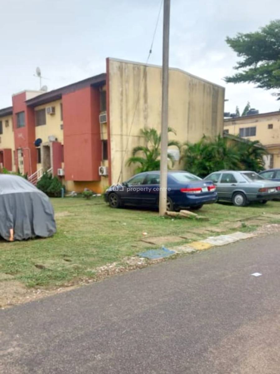 3 Bedroom Terrace with Bq in Lovely Location, Garki, Garki, Abuja, Terraced Duplex for Sale